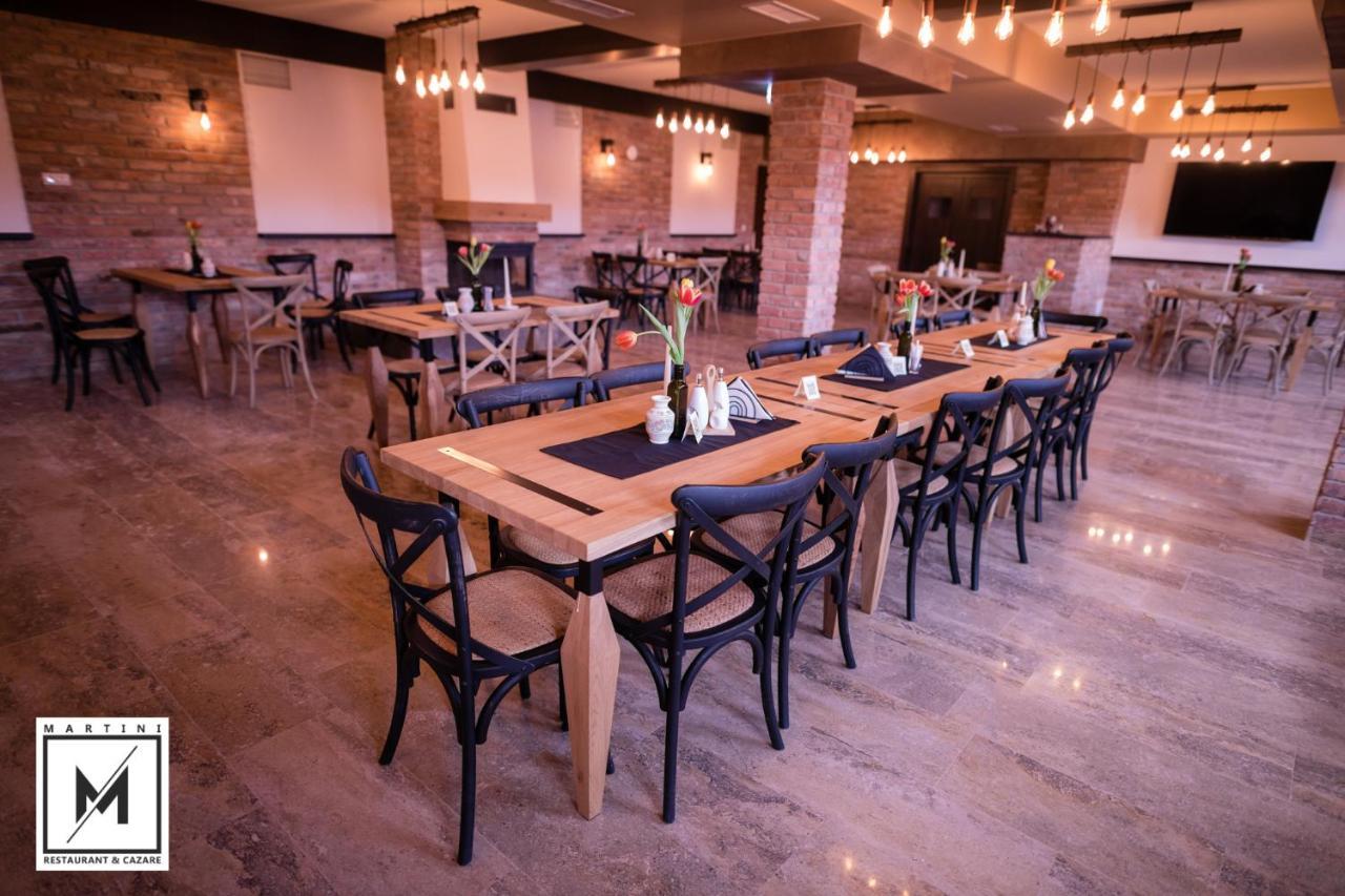 Martini Restaurant & Cazare Sebesel Exterior photo